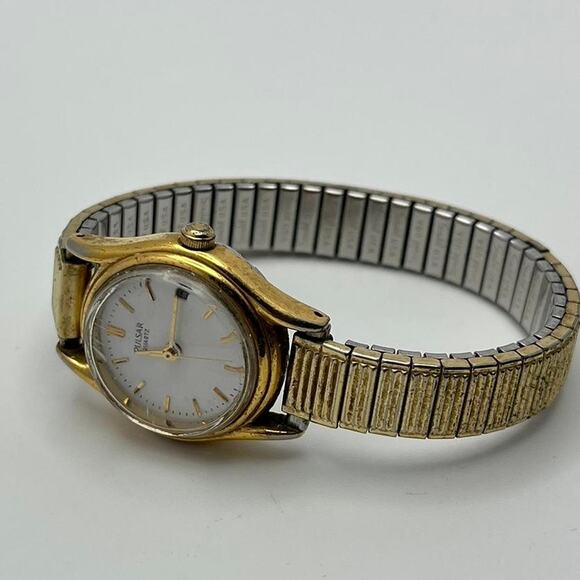 Vintage gold pulsar watch - Picture 2 of 2